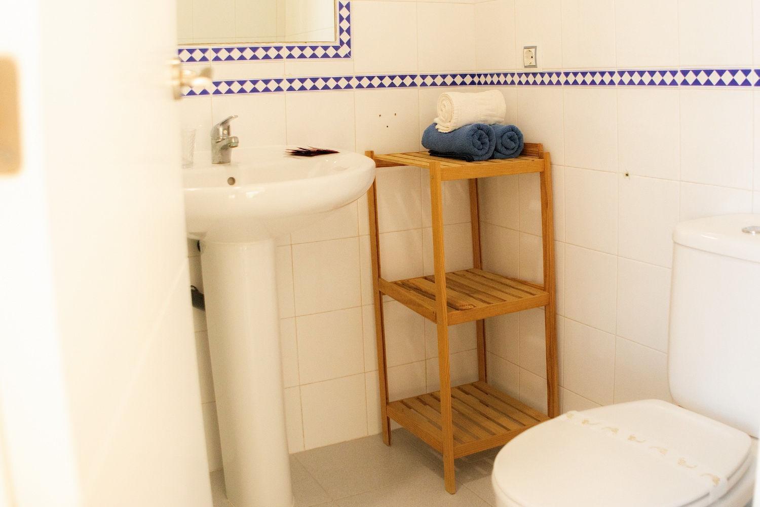 Hotel Playa Conil - Beachfront Studios & Suites โกนิล เด ลาฟรอนเตรา ภายนอก รูปภาพ